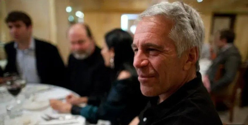 Yıllarca kimliğini gizledi, şimdi konuştu: Epstein dosyasında şoke eden itiraf - Resim: 11