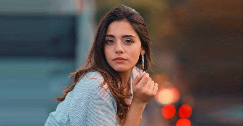 Doktor Başka Hayatta’nın Elif’i Sıla Türkoğlu'nun paylaşımı güldürdü: Komik nöbet mesajı - Resim: 19