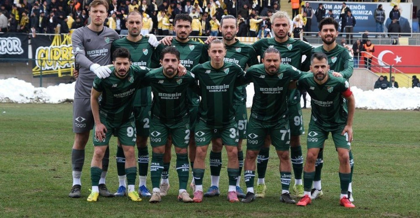 Türk futbolunun efsanesi şampiyonluk yolunda yara aldı... Süper Lig'de estiriyorlardı - Resim: 2