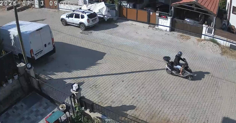 İçerisi para dolu çantanın sırrı çözüldü: Temizlik işçileri buldu - Resim : 1