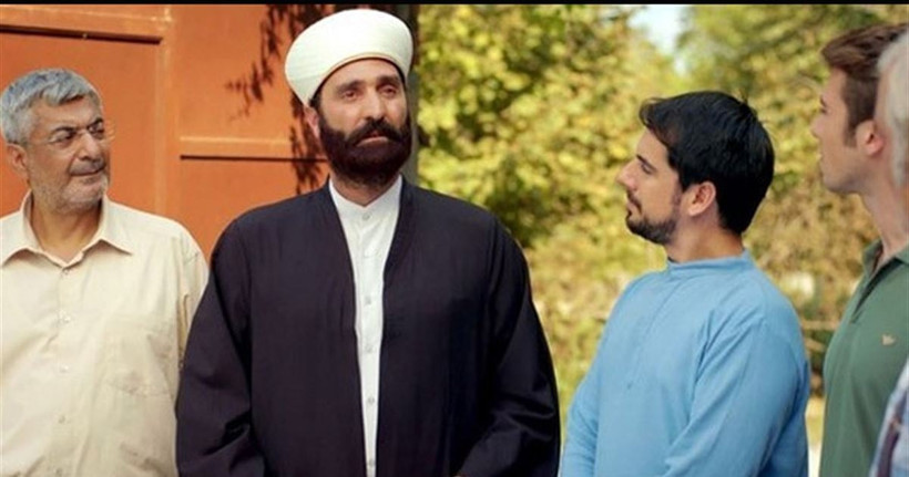 ATV&rsquo;deki domuz eti sahnesinin yazarları &lsquo;tanıdık&rsquo; &ccedil;ıktı - Resim : 2