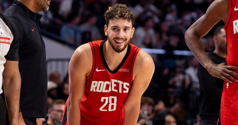 Alperen Şengün rekoru kıl payı kaçırdı: Houston, San Antonio’yu yendi - Resim: 6