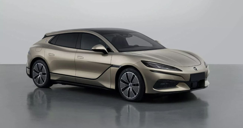 Dünyanın en uzun menzilli elektrikli otomobili tanıtıldı: Tam bir teknoloji harikası... - Resim: 8