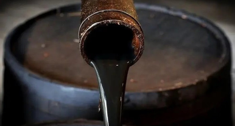 Çiftliğinde su ararken petrol buldu: Neye uğradığını şaşırdı - Resim : 2