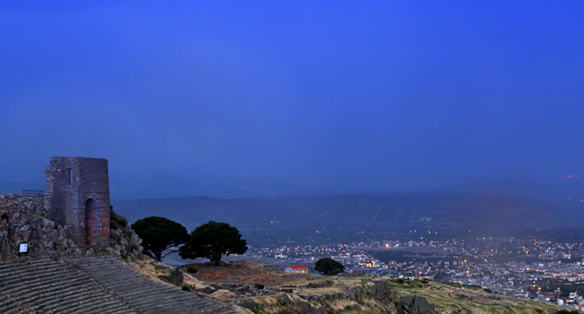 İzmir’in tarih başkentinde sanat dirilecek: ZEUS Derneği yola çıkıyor - Resim: 9