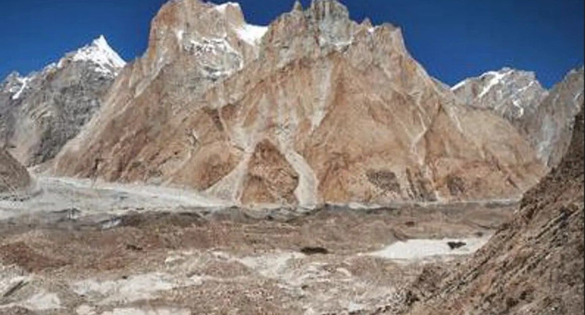 Asya'nın su kulesi çöküyor: Himalaya buzulları hızla eriyor: 2 milyar kişi tehdit altında - Resim: 3