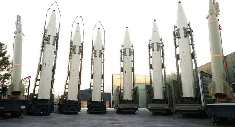 İran İsrail'i gizli silahıyla vurdu: Siccil-2 sahneye çıktı - Resim: 7