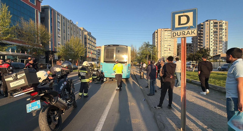 Çorlu’da yolcu otobüsüne çarpan motosiklet devrildi: 2 yaralı - Resim: 4