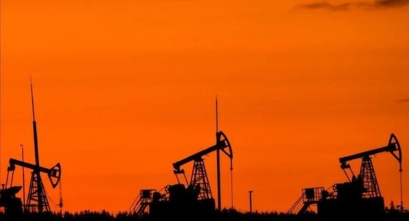 Hürmüz Boğazı kapatıldı: Brent petrol fiyatları ne kadar yükselecek? - Resim : 1