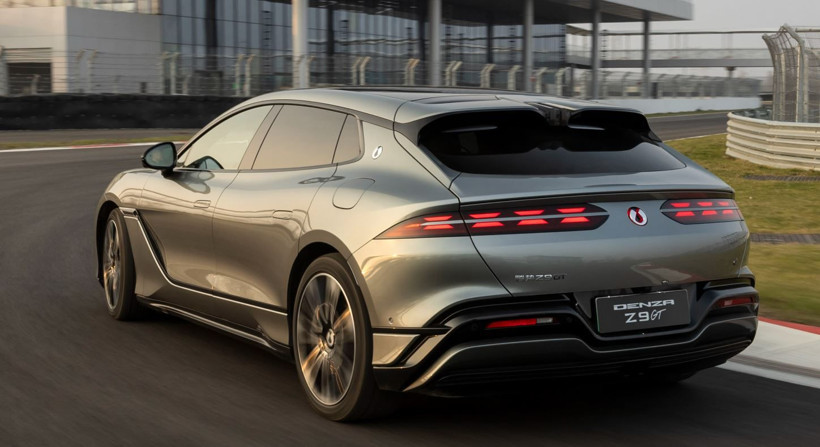 Dünyanın en uzun menzilli elektrikli otomobili tanıtıldı: Tam bir teknoloji harikası... - Resim: 7