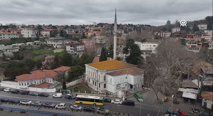 Boğaz kıyısındaki gizemli Selatin Camisi: Ampir üslubuyla yenilenen Emirgan Hamid-i Evvel Camisi - Resim: 11