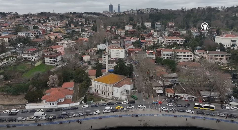 Boğaz kıyısındaki gizemli Selatin Camisi: Ampir üslubuyla yenilenen Emirgan Hamid-i Evvel Camisi - Resim: 2