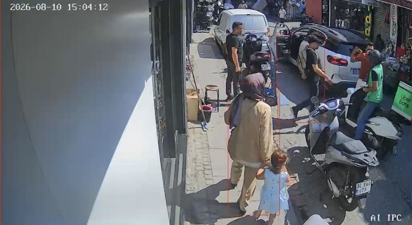 Attığı yumruğun bedelini ağır ödedi: Yol kavgası karakolda bitti - Resim: 4