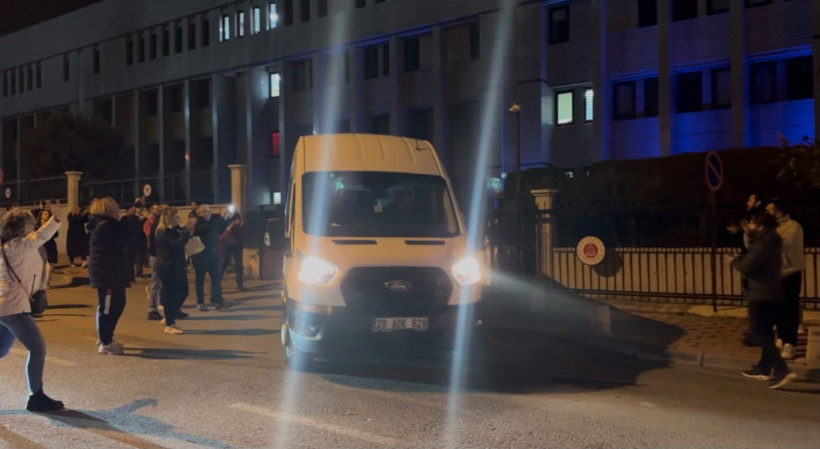 Merkezefendi Belediye Başkanı Şeniz Doğan ve eşinin de bulunduğu 5 kişi tutuklandı - Resim : 1