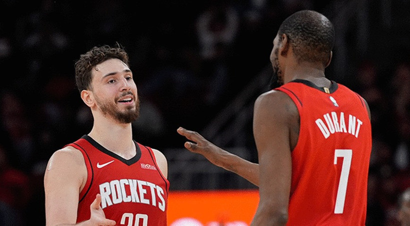 Alperen Şengün maça damga vurdu: Houston, Detroit Pistons'ı devirdi - Resim : 1