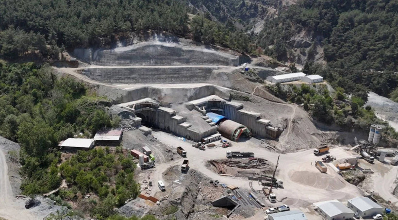 Yol ihalesi yine aynı isme çıktı: 13.5 milyar lira bütçe Demce’ye - Resim : 1