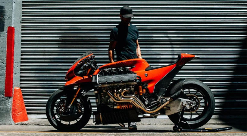 Bu motosiklet tamamen el yapımı: Rekor fiyata satıldı - Resim: 6