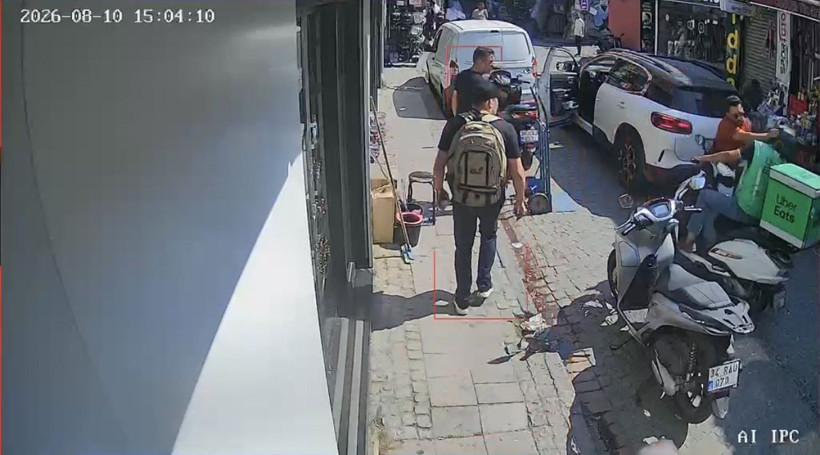 Attığı yumruğun bedelini ağır ödedi: Yol kavgası karakolda bitti - Resim: 2