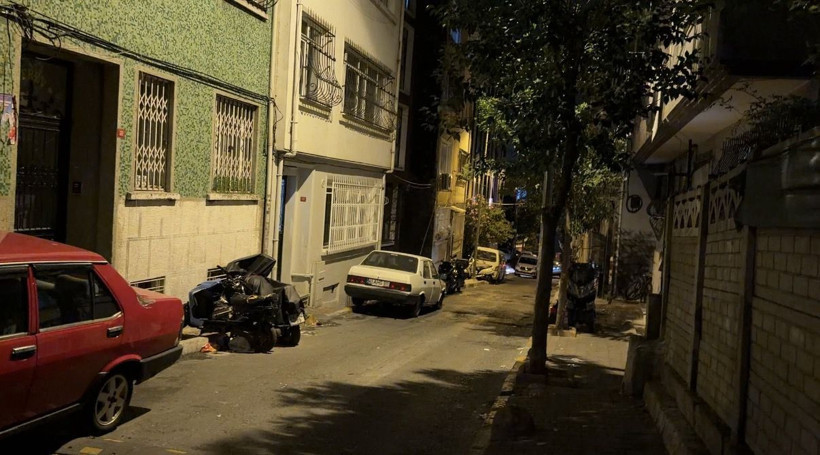 İtalyan profesör evinde yarı çıplak ölü bulundu: Yedek anahtarla giren emlakçı şok geçirdi - Resim: 1
