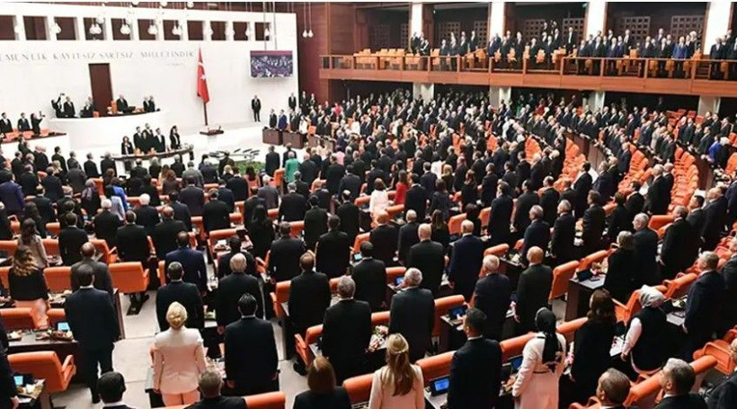 AK Parti'de seçim hazırlığı: Erdoğan'ın masasındaki 5 madde - Resim: 16