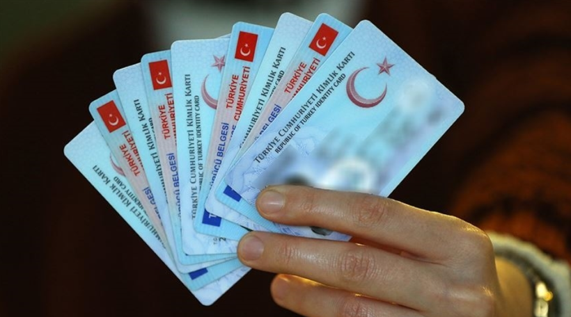 Hastaneye giderken ölü olduğunu öğrendi: Yaşadığını kanıtlamaya çalışıyor - Resim: 3
