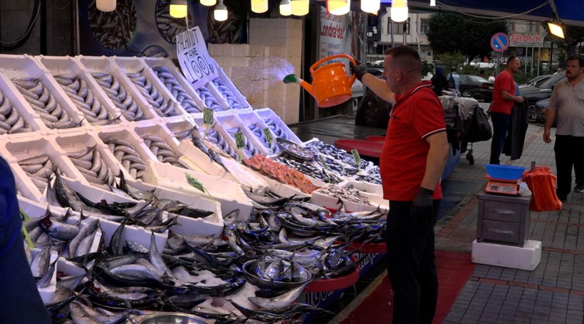 Deniz cömert davrandı: Vatandaş 50 liraya doyuyor - Resim: 1