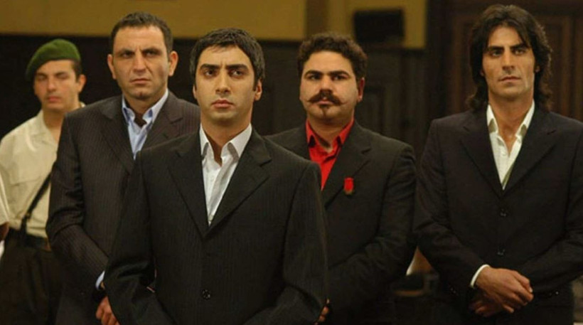 Ülkeyi terk edip oyunculuğu bırakmıştı: Kurtlar Vadisi'nin Güllü Erhan'ını görenler tanıyamıyor - Resim: 7