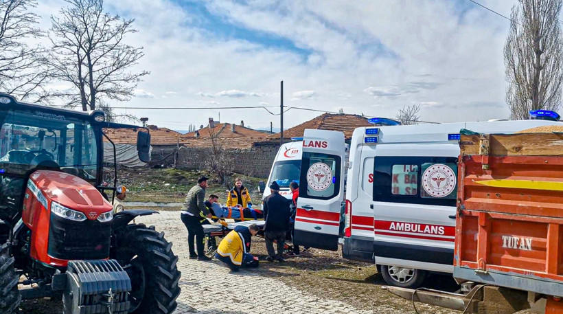 Buğday deposunda dehşet dolu anlar: Birinin parmakları koptu, diğer enkaz altında kaldı: Ekipler zamanla yarıştı - Resim : 5