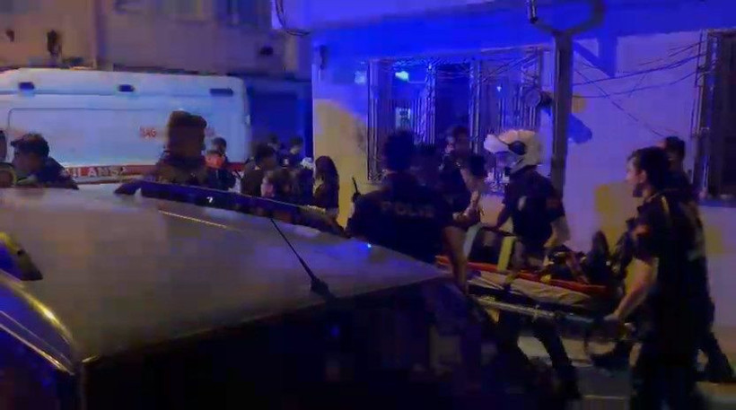Çarpışmanın şiddetiyle yola savruldular: Kavga ihbarına giden Yunus timi kaza yaptı: 2'si polis 4 yaralı - Resim: 6