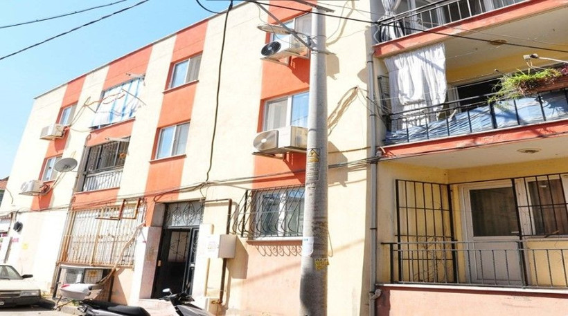 Apartmanda 10 yıllık kabus: Kapılarını bile açamıyorlar - Resim: 9