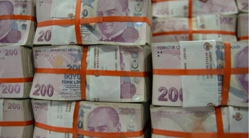 Kayyum yönetimindeki Esenyurt Belediyesi'nde şok: Başkan yardımcısının evinden servet çıktı - Resim: 14
