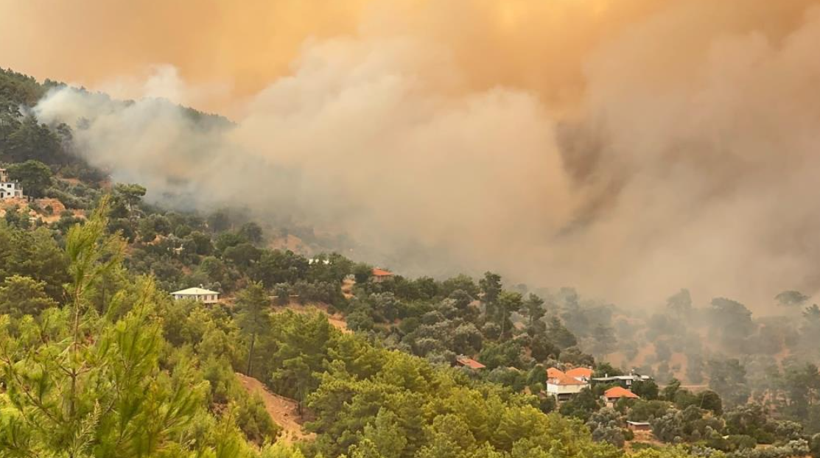 Muğla’da orman alevlere teslim: Yol kapandı, hastane ve evler boşaltıldı... Valilik açıklama yaptı - Resim: 5
