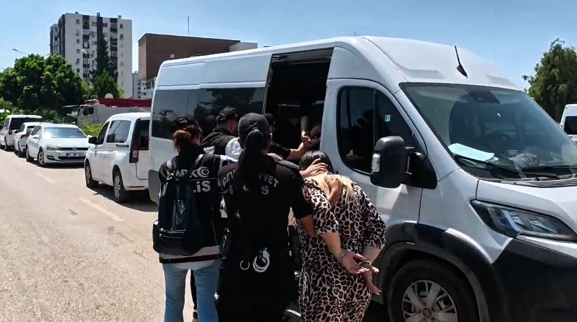 Röntgen cihazı bile şoke oldu: Midede tam 140 kapsül zehir - Resim : 1