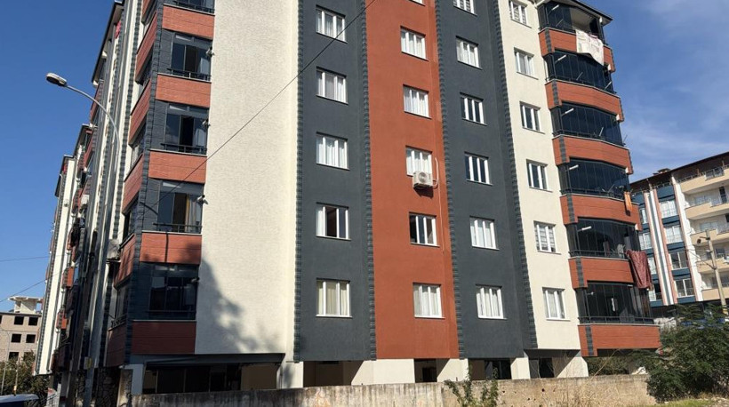 Osmaniye’de bir şahıs 20 günlük eşinin ve kendisinin canına kıydı - Resim : 1