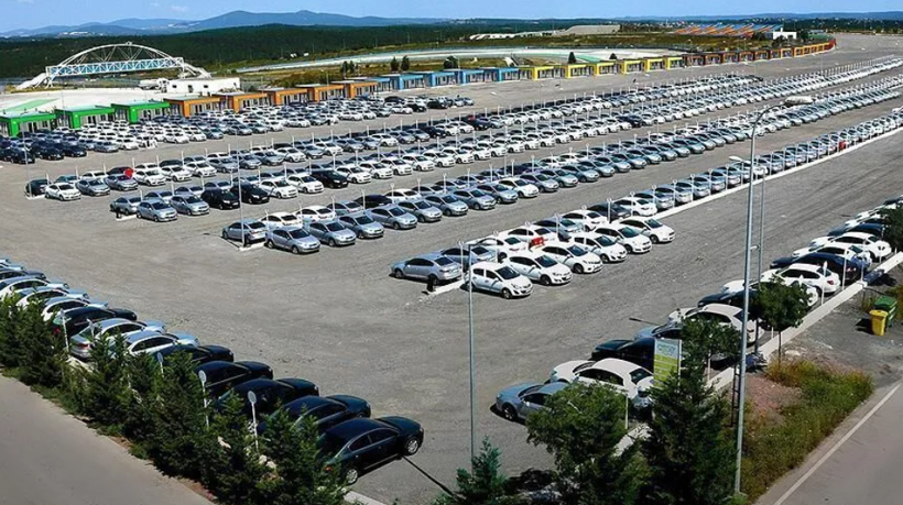Otomobil piyasasında stoklar eriyor: İşte 29 markanın en ucuz sıfır aracı - Resim: 9