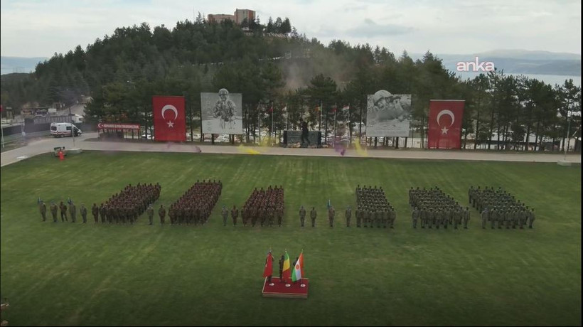 Türk eğitimiyle Yetişen Afrikalı komandolar göreve hazır - Resim : 8
