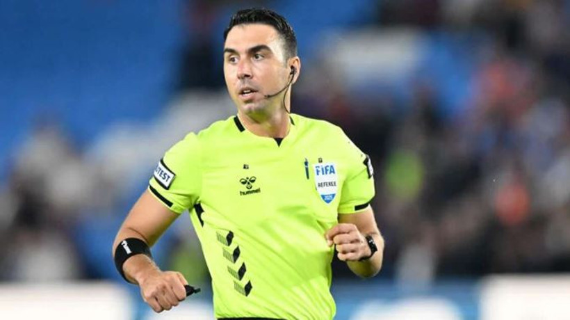 Hakemlikten menajerliğe: Arda Kardeşler Trabzonspor karşılaşmasından sonra hakemlik kariyerini noktaladı - Resim : 1