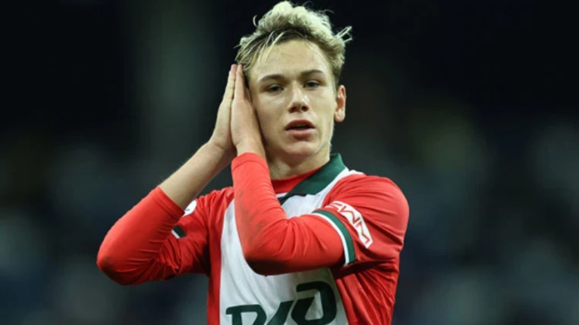 Galatasaray'ın yeni transferi Batrakov’un geliş tarihi belli oldu: Özbek "Ne kadar kaliteli olduğunu herkes görecek" - Resim : 1