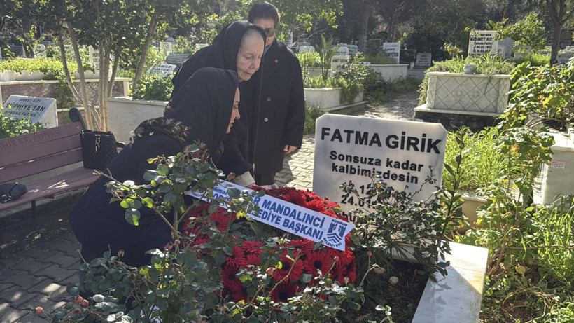 Yeşilçam'ın menekşe gözlüsü: Fatma Girik mezarı başında anıldı - Resim: 1