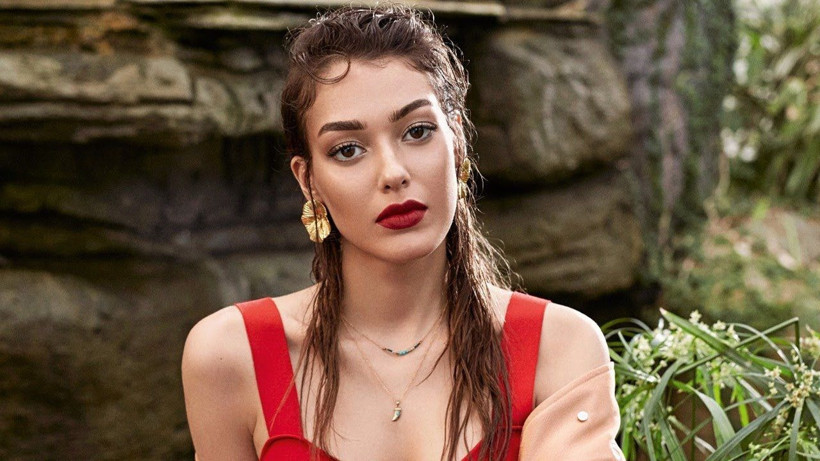 Dilan Çiçek Deniz'den hastalık itirafı: Sosyal anksiyete beni ele geçirmişti… Meğerse uzun süredir mücadele ediyormuş… - Resim: 19