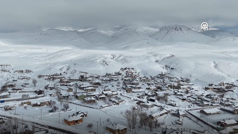 Bitlis’in gizli cenneti kar altında Süphan Dağı ve Aygır Gölü’nün dronla çekilen muhteşem hali... - Resim: 7