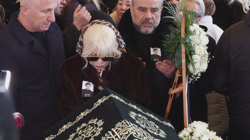 Fatih Ürek'e son veda: Cenazede gözyaşları sel oldu… - Resim: 24