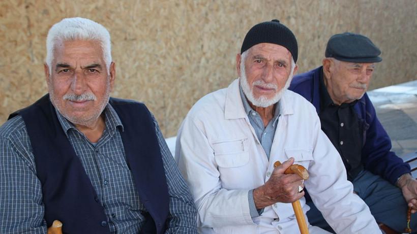 3 bin 119 TL’lik emekli maaş farkı ne zaman hesaplara yatacak? Ödeme takvimi... - Resim: 1