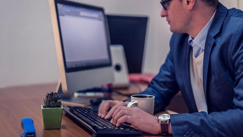 Sözleşmeli personelde kamu geçişine 3 yıl şartı: Başvuru yapmayanlar yandı - Resim : 1