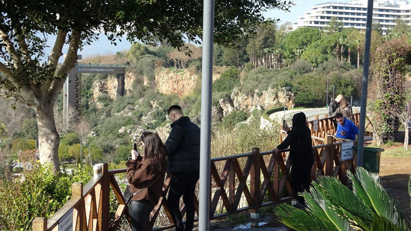 Bir gün arayla iki mevsim: Antalya'da fırtına sonrası güneş açtı - Resim: 5