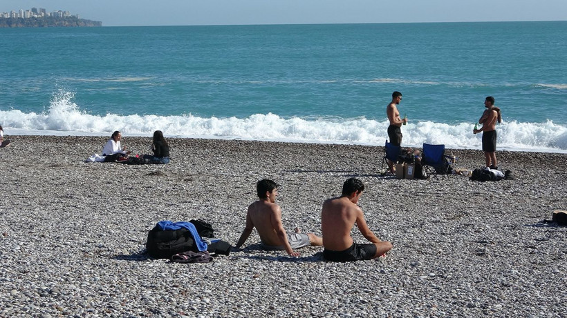 Bir gün arayla iki mevsim: Antalya'da fırtına sonrası güneş açtı - Resim: 4