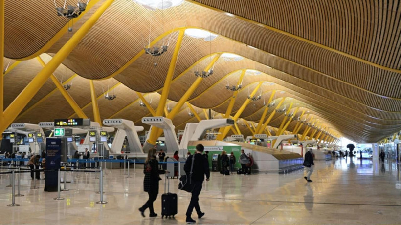 Avrupa'nın en yoğun 10 havalimanı: İstanbul havalimanı zirveye oynuyor - Resim: 6