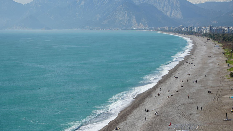 Bir gün arayla iki mevsim: Antalya'da fırtına sonrası güneş açtı - Resim: 3