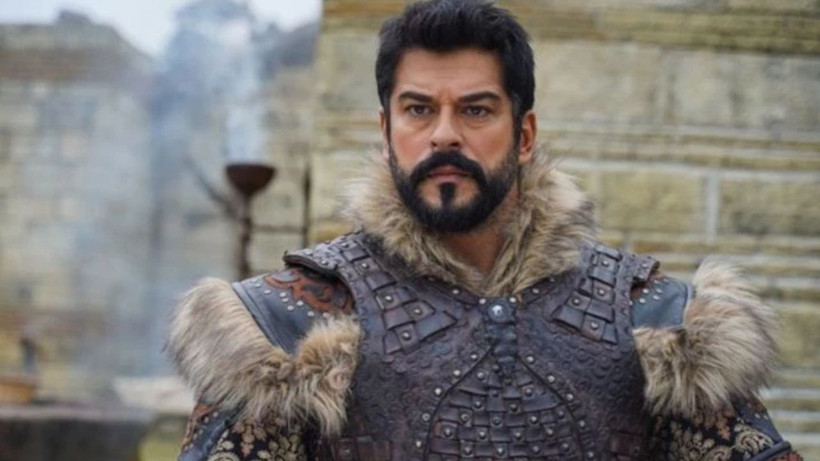 Burak Özçivit Eyüpsultan'da 30 daire birden aldı: 150 milyonu bir çırpıda saydı - Resim: 8