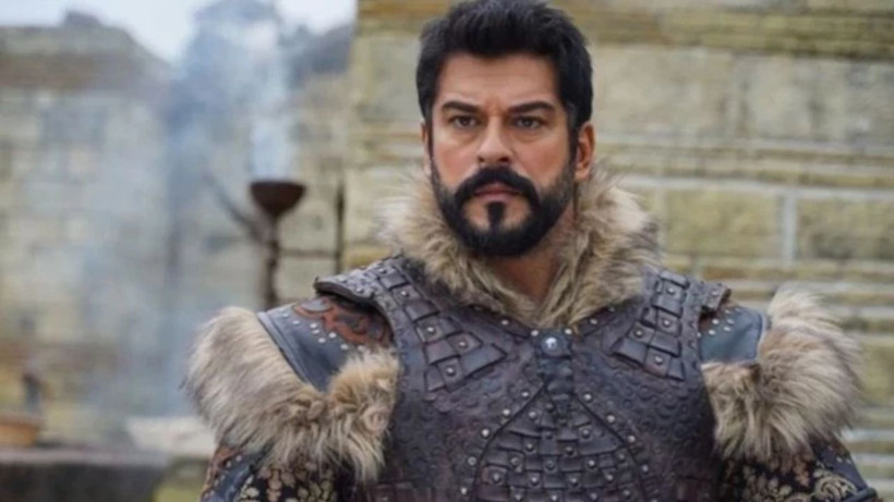 Eyüpsultan'da 30 daire aldı denilmişti: Burak Özçivit net cevap verdi - Resim: 2